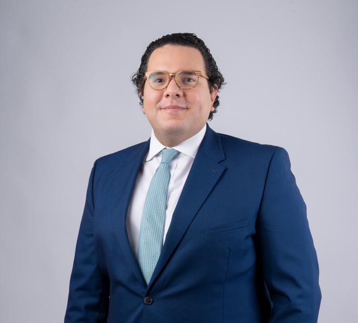 Víctor Livio Enmanuel Cedeño Brea: perfil y trayectoria del nuevo superintendente de Bancos