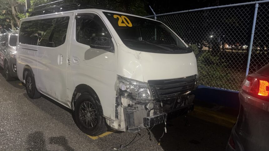 PN apresa a hombre tras persecución y recupera vehículo habría sido sustraído