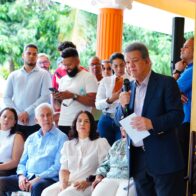Leonel propone modernizar los controles fronterizos y reorganizar los mercados binacionales