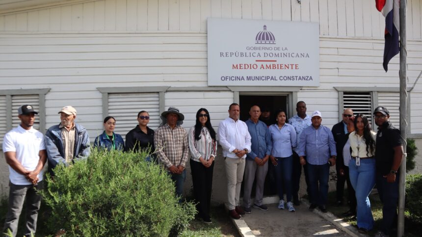 Ministerio de Medio Ambiente anuncia reconstrucción de oficinas en Constanza