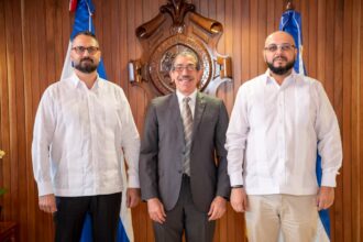Rector Asjana David recibe a representantes empresariales turcos para fortalecer la cooperación internacional de la UASD