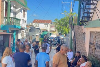 Trabajador muere tras derrumbe mientras excavaba una zanja en Villa González