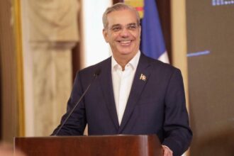 Abinader destaca triunfo de MenaRD en los Centroamericanos: “También somos de oro en los eSports”