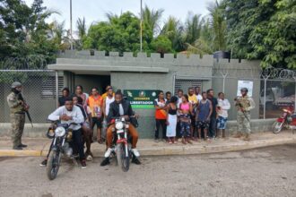 Ejército detiene a 122 haitianos en condición migratoria irregular en Dajabón y Santiago Rodríguez