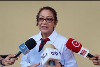 Presidenta Frente Amplio rechaza que estudiantes haitianos sean responsables del déficit de cupos escolares