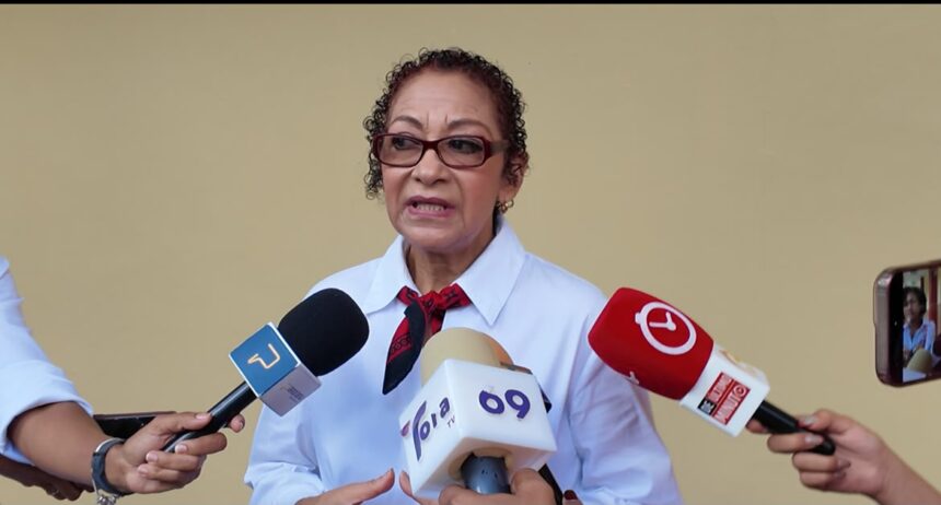 Presidenta Frente Amplio rechaza que estudiantes haitianos sean responsables del déficit de cupos escolares