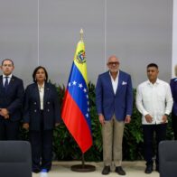 Chavismo y oposición se reúnen para cerrar el primer ciclo de diálogo impulsado por EE.UU.