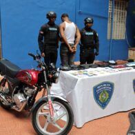 Policía captura a reconocido antisocial “Polote” por múltiples arrebatos en la vía pública y recupera pertenencias sustraídas en San Carlos