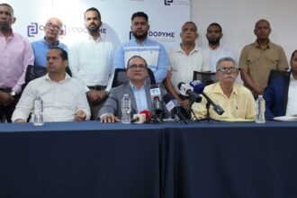 Adolcaza respalda evaluación de INABIE; aseguran fabricantes pueden cumplir con calzado escolar
