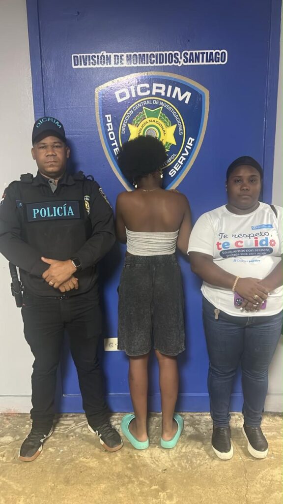 Policía localiza a joven y adolescente reportados como desaparecidos en Santiago