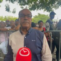 Médico renuncia de la Fuerza del Pueblo y anuncia respaldo a Santiago Matías