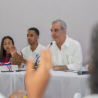 Abinader entrega 436 becas del ITLA para impulsar la educación tecnológica en Pedro Brand