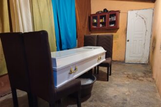 Adolescente de 16 años muere tras recibir un disparo durante incidente en Villa Hermosa