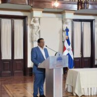 Pimentel dice habrá un “antes y después” en compras públicas con lanzamiento de Eficompras