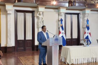 Pimentel dice habrá un “antes y después” en compras públicas con lanzamiento de Eficompras