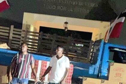 Apresan dos hombres con 230 mil cigarrillos ocultos entre aguacates y mangos en Azua