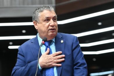 Gustavo Sánchez interpreta despedida de Cruz Cruz como denuncia de “peajes” en la Policía
