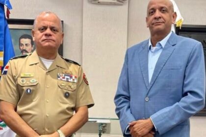 Director del COE visita el Ministerio de Defensa para fortalecer coordinación ante emergencias