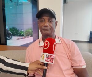 Padre solicita ayuda para conseguir plaquetas para su hija ingresada en la Plaza de la Salud