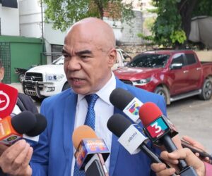 Daniel Sánchez plantea cambiar el rumbo de la educación dominicana