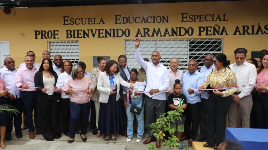 MINERD inaugura escuela de educación especial en Baní para fortalecer atención a estudiantes con necesidades específicas