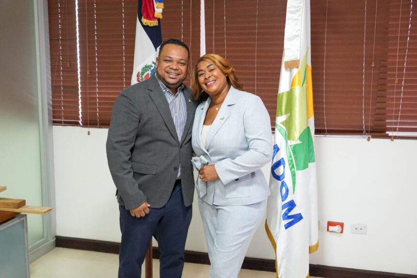 Mariana Tavárez asume dirección del Merca Santo Domingo y agradece respaldo para su designación