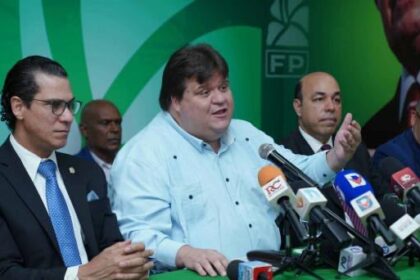 Raúl Martínez pide a Ética investigar caso de Bienes Nacionales