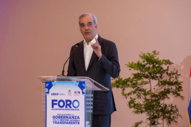 Abinader destaca Ley 47-25 para transparentar compras públicas