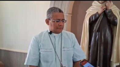 Arzobispado abre investigación canónica a sacerdote por cuestionamientos sobre manejo de fondos en Navarrete