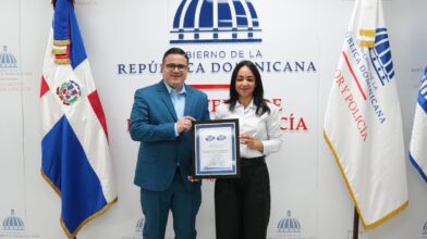 INDOCAL entrega a Interior y Policía recertificación ISO de Calidad y actualización Antisoborno
