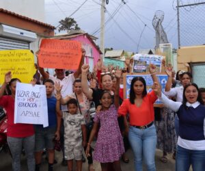 Protestan Apmae y comunidad de la Colonia Japonesa en Constanza por promesa incumplida