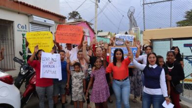Protestan Apmae y comunidad de la Colonia Japonesa en Constanza por promesa incumplida