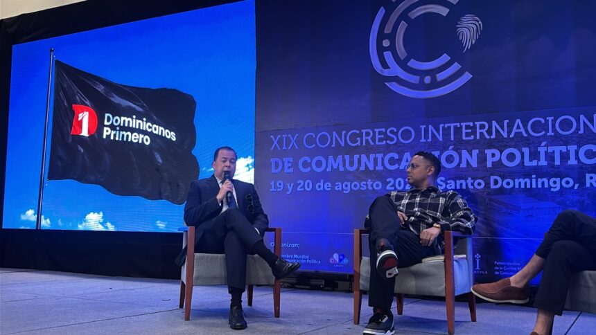 Santiago Matías hace acto de presencia en Congreso de Comunicación Política y arremete contra la clase política tradicional