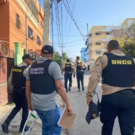 DNCD y Ministerio Público realizan allanamientos en Santo Domingo y ocupan presuntas drogas
