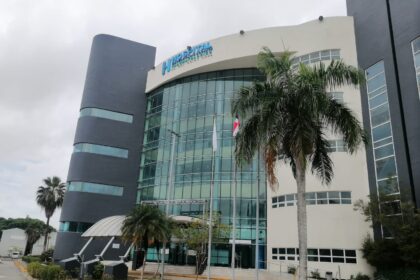 Arianna Michelle Ciprián continúa ingresada tras accidente de Nino Dollar