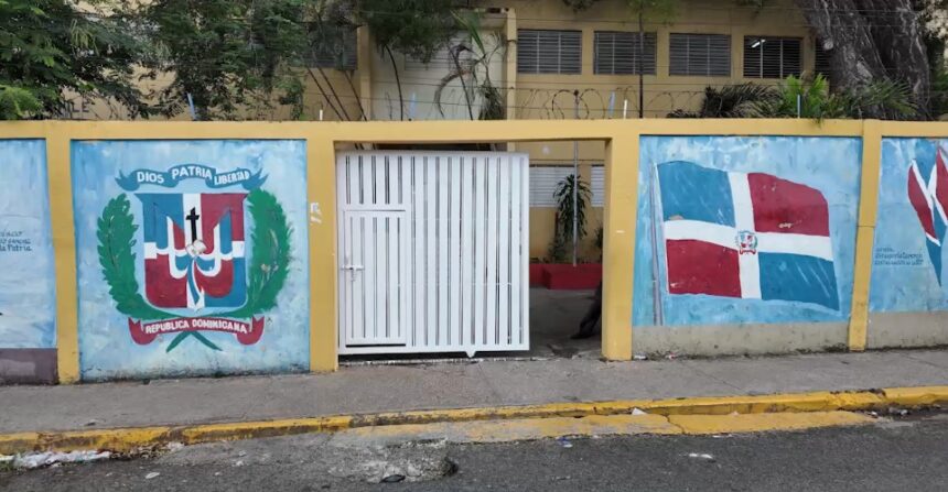 Año escolar inicia este lunes con llamado a padres a enviar a sus hijos desde el primer día