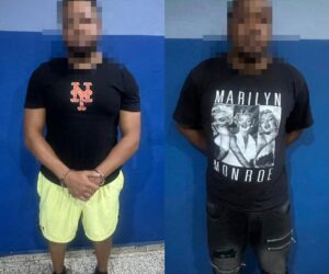 Policía apresa a dos hombres y ocupa drogas y armas en La Vega