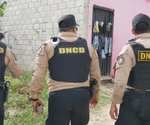 DNCD y MP incautan más de 5,000 gramos de drogas y arrestan a 15 personas en Boca Chica