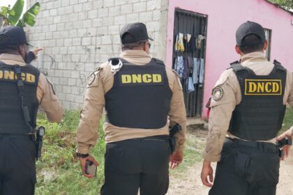 DNCD y MP incautan más de 5,000 gramos de drogas y arrestan a 15 personas en Boca Chica