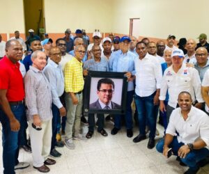 David Collado amplía su estructura política en San Juan de cara a 2028