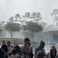 Fuerte tormenta azota Walt Disney World y obliga a cerrar atracciones