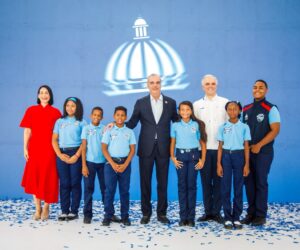 Abinader abre año escolar con llamado a elevar la calidad de los aprendizajes
