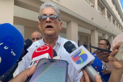 Educación admite que escuelas de Santiago aún requieren trabajos y anuncia intervención de 24 planteles