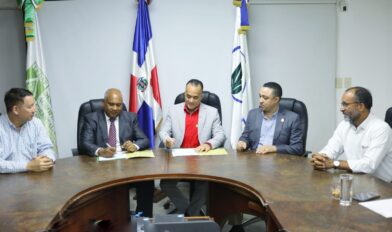 El Centro para el Desarrollo Agropecuario y Forestal, Inc. (CEDAF) y la Asociación de Fabricantes, Representantes e Importadores de Productos para la Protección de Cultivos (AFIPA).