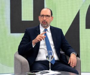 Henry Merán afirma que la educación ha involucionado y que FP prepara programa de gobierno