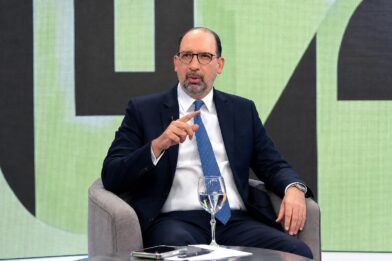 Henry Merán afirma que la educación ha involucionado y que FP prepara programa de gobierno
