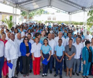Regional 15 de Educación inicia con éxito año escolar 2026-2027 con 422,937 estudiantes convocados