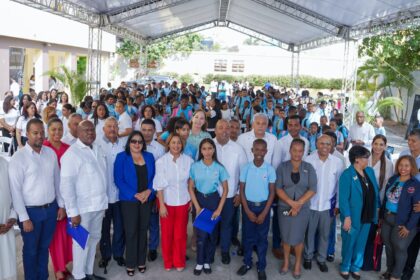 Regional 15 de Educación inicia con éxito año escolar 2026-2027 con 422,937 estudiantes convocados