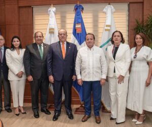 DO Sostenible fortalece la transparencia con Comisión de Veeduría Ciudadana
