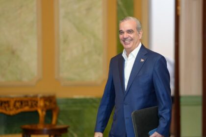 Gobierno del presidente Abinader alcanza cobertura récord del 93% en educación primaria, según datos de la UNESCO